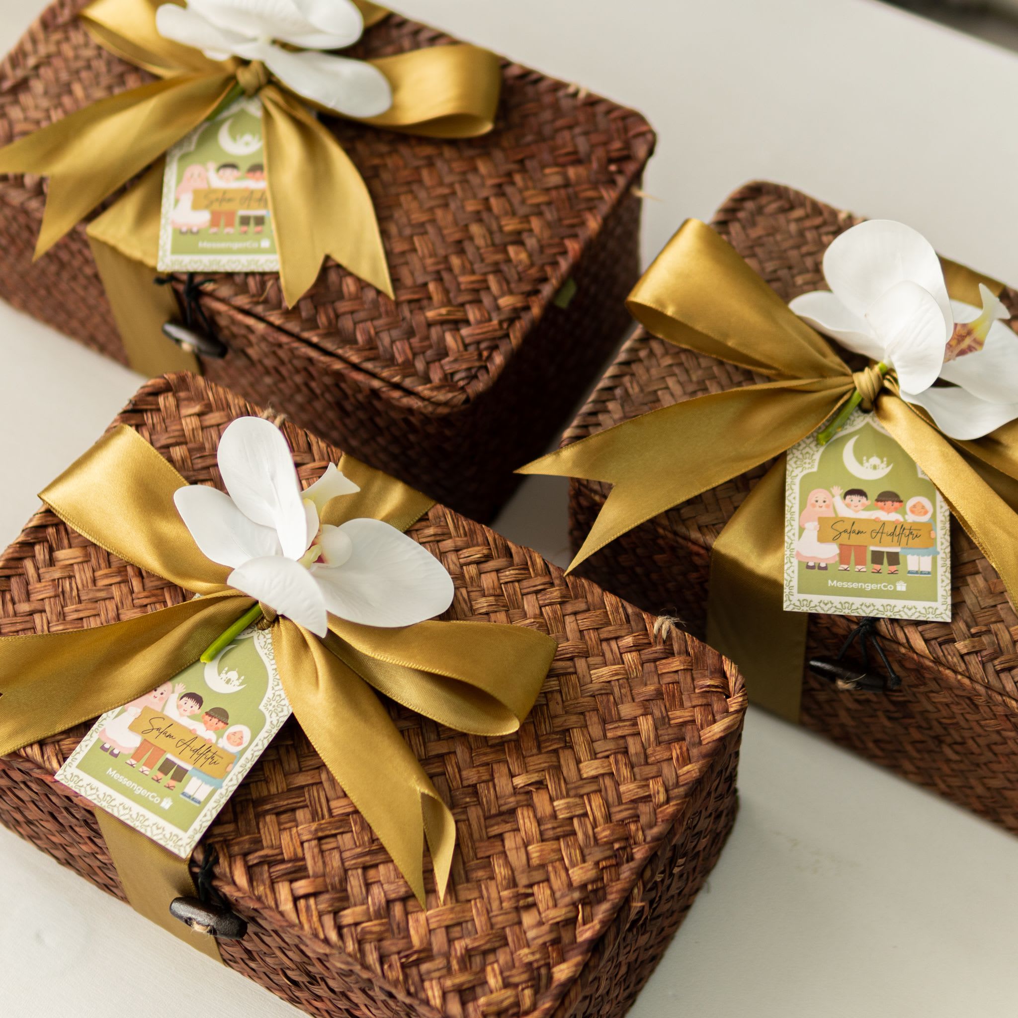 Raya gift set - artroniq product photo square-2