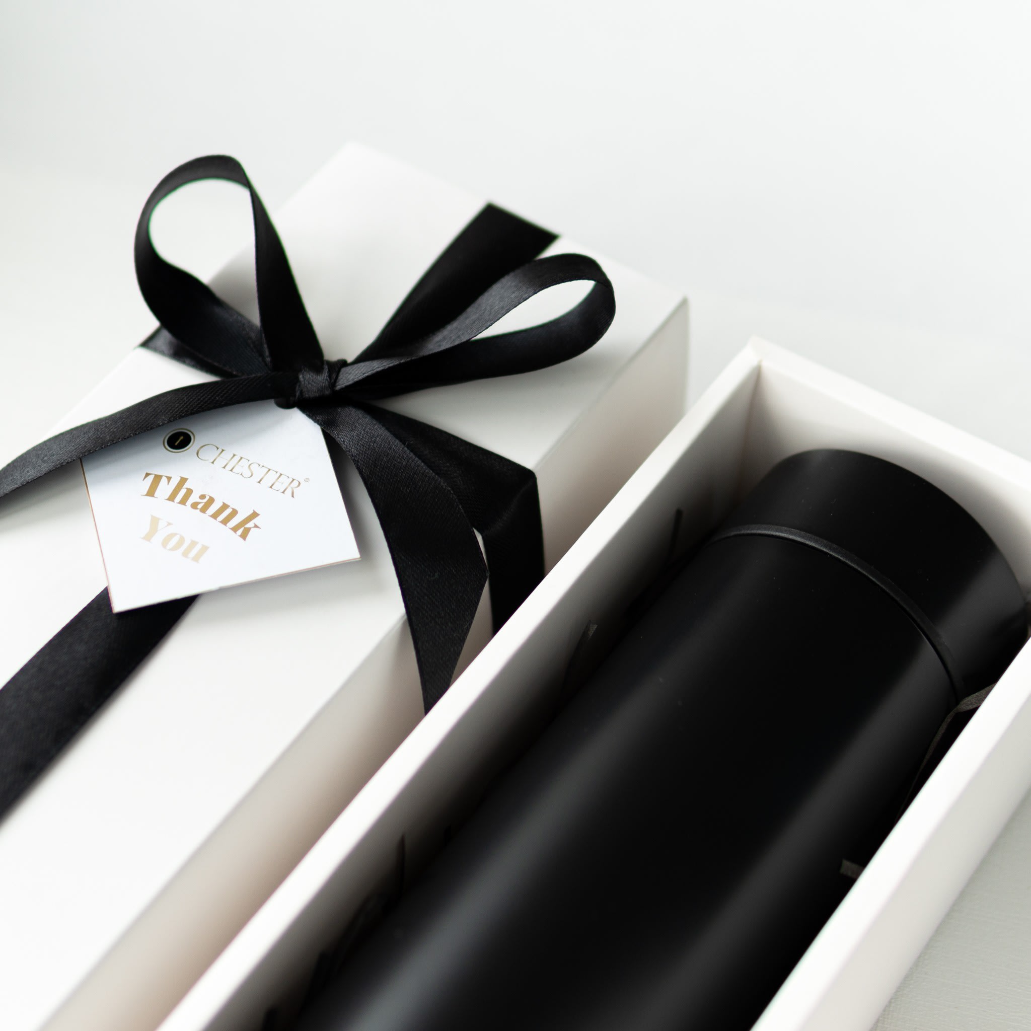 Personalised thermos flask product photo square-3