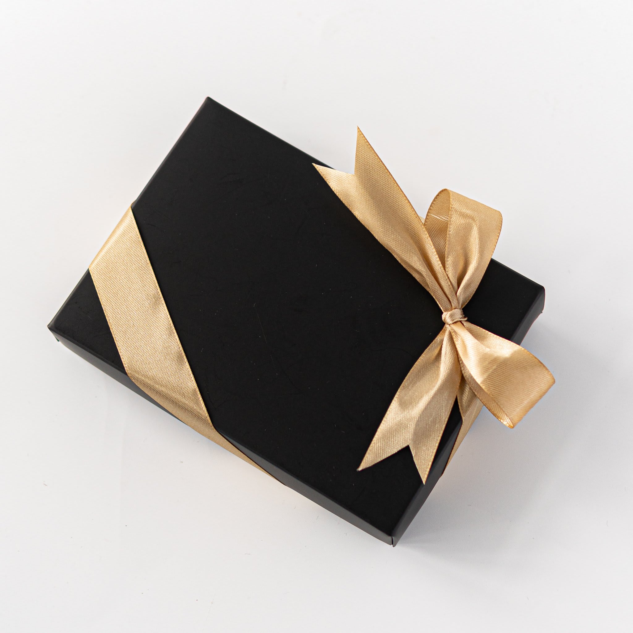 Personalised wireless ear buds gift set product photo square-5