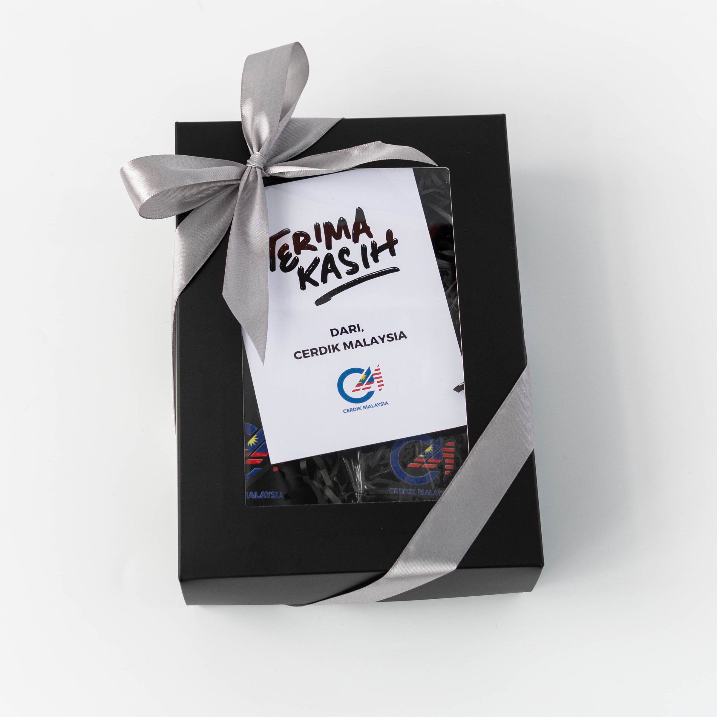 Custom corporate flask and powerbank set product photo square-2