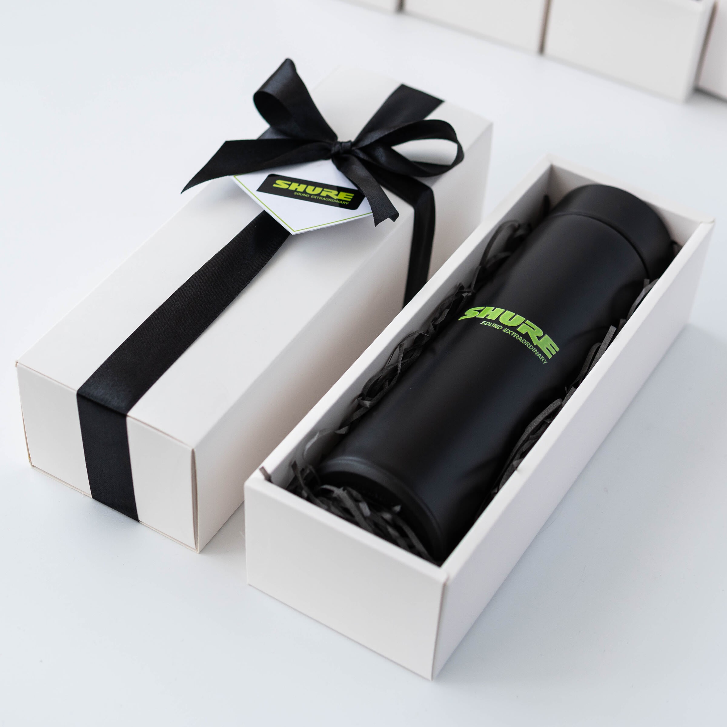 Custom logo thermos flask - shure product photo square-5