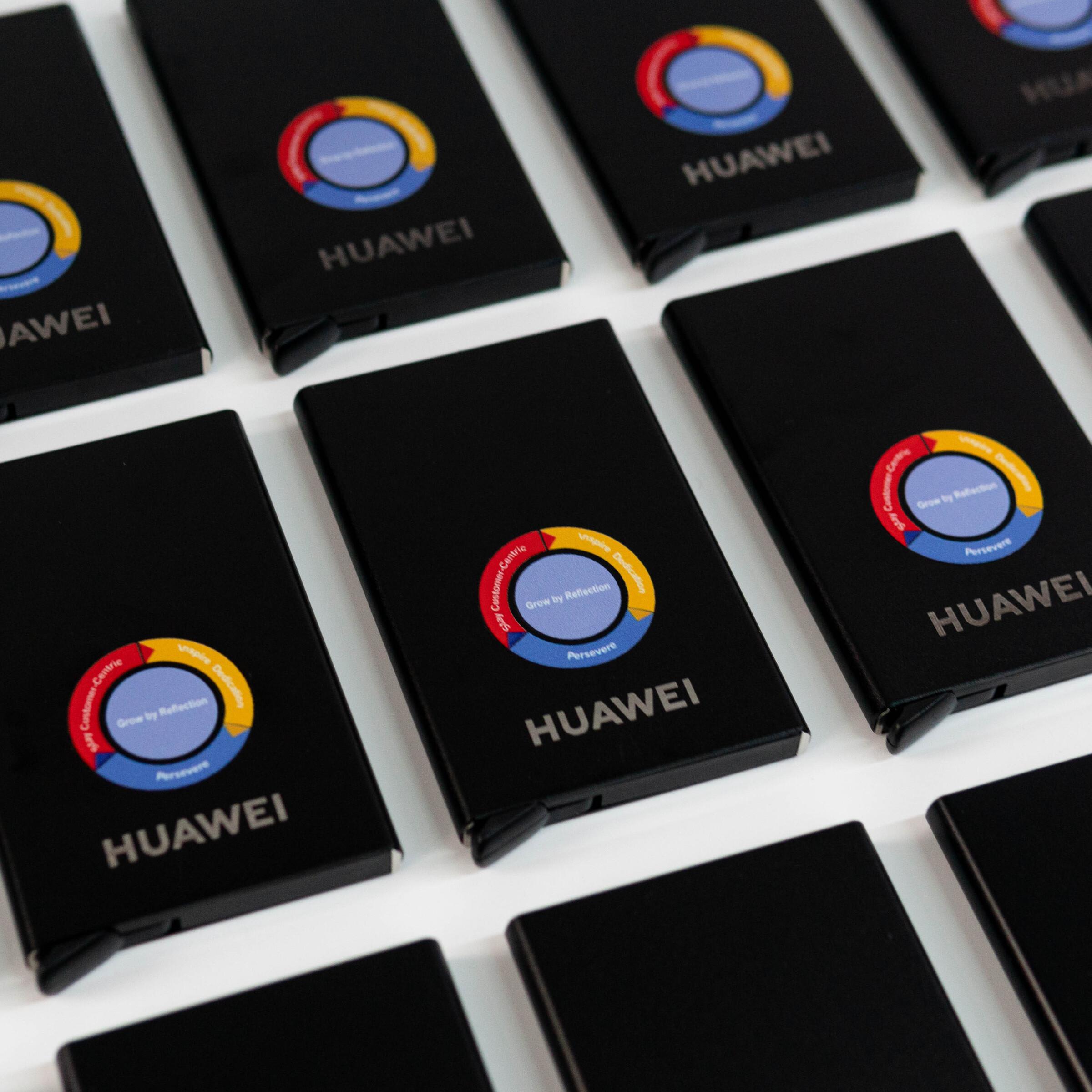 Custom branding rfid metal card holder product photo square-4