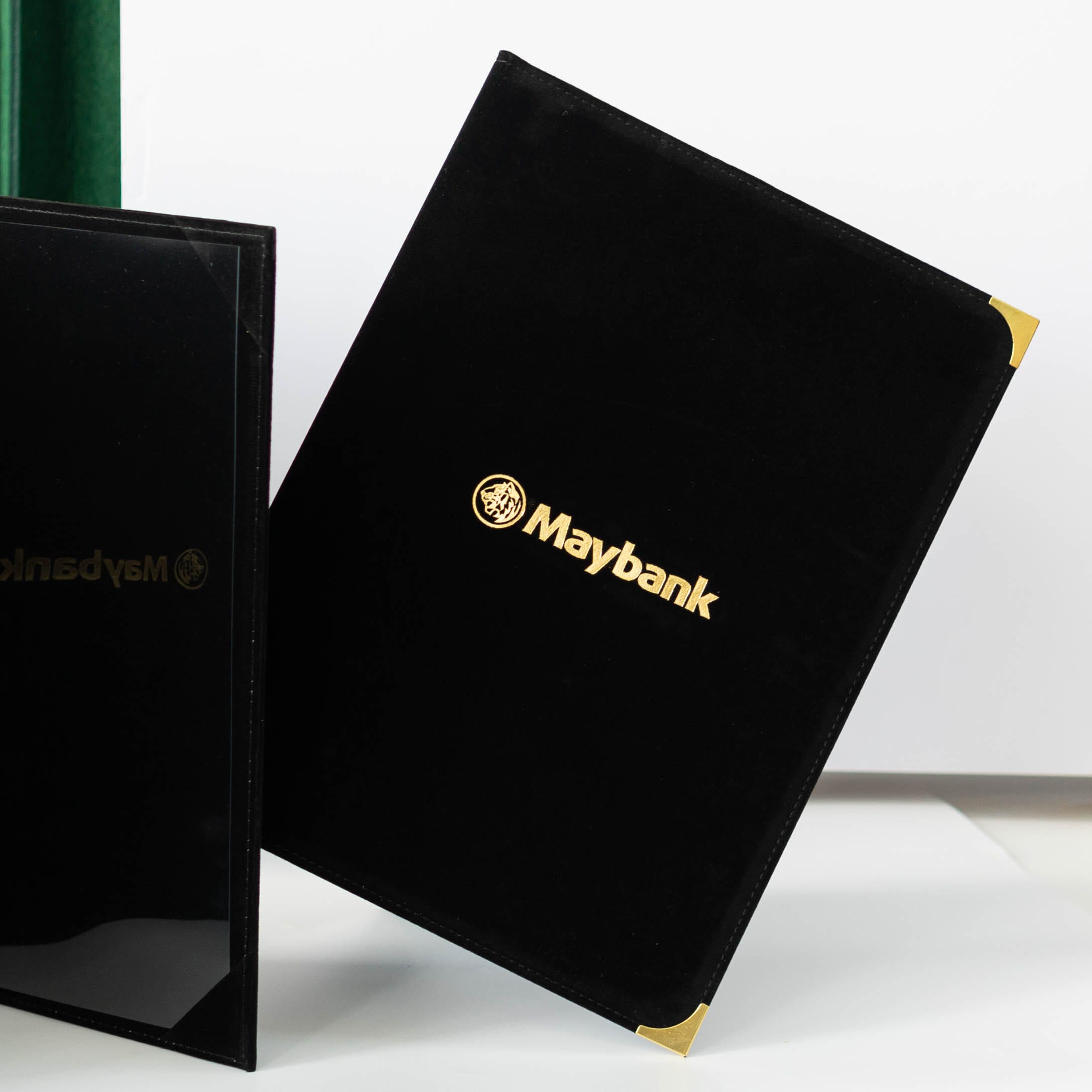 Custom velvet certificate folder product photo square-3