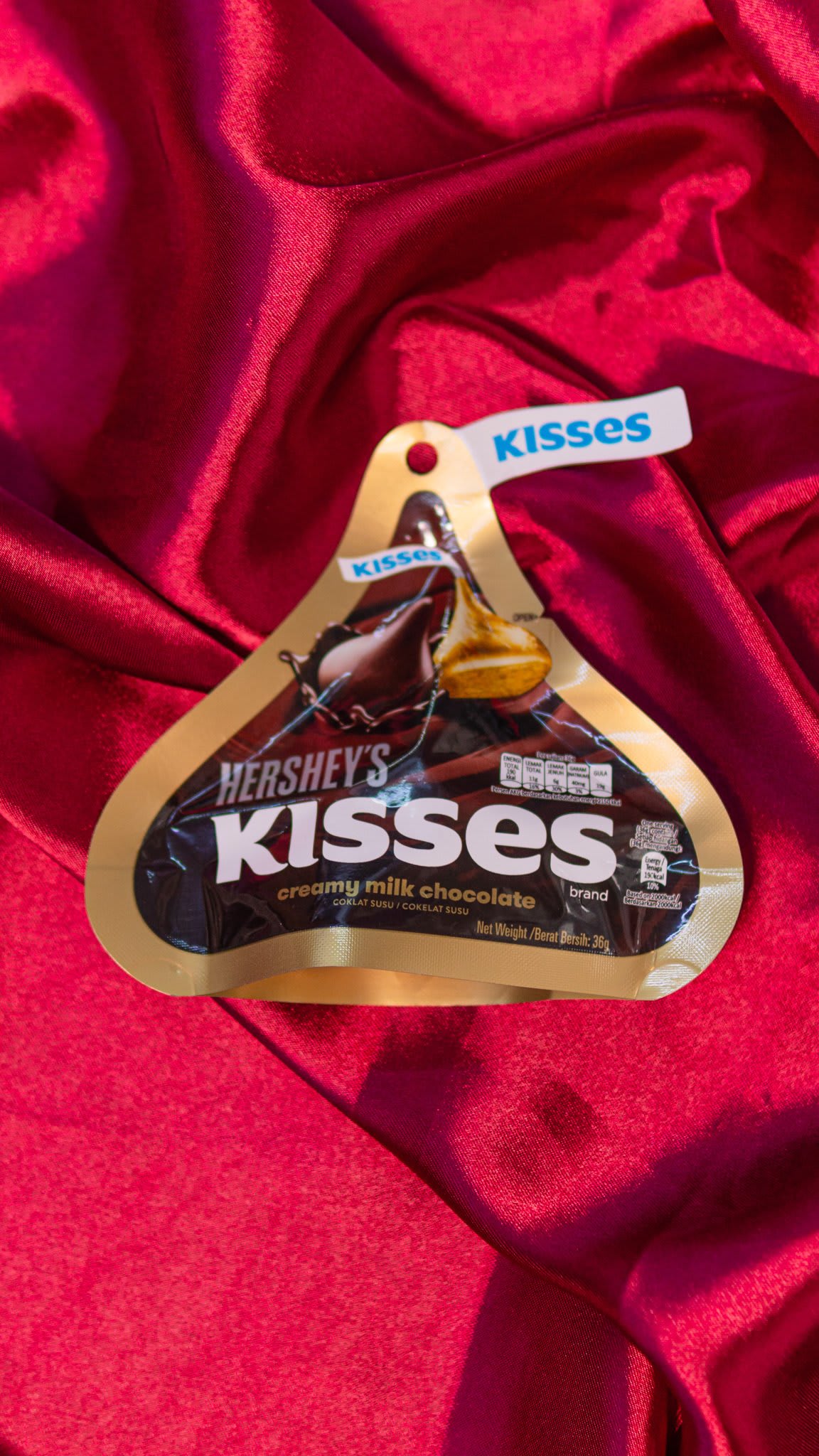 Christmas gift - santa's little helper product photo portrait-3