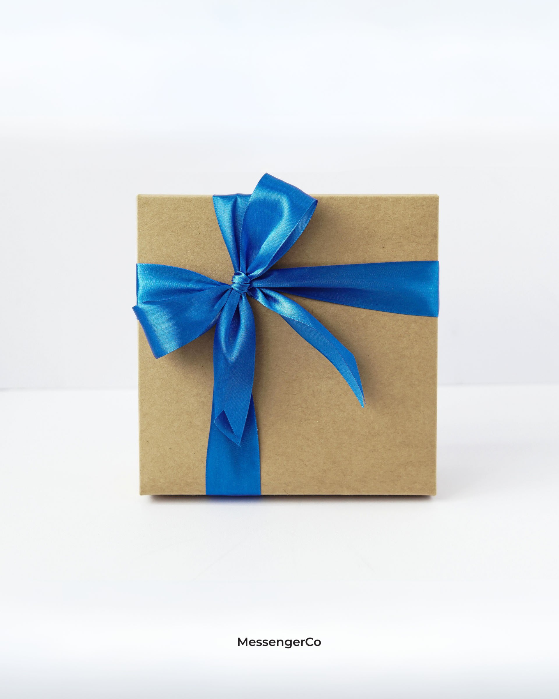 Custom mug with tea spoon - perc product photo portrait-3