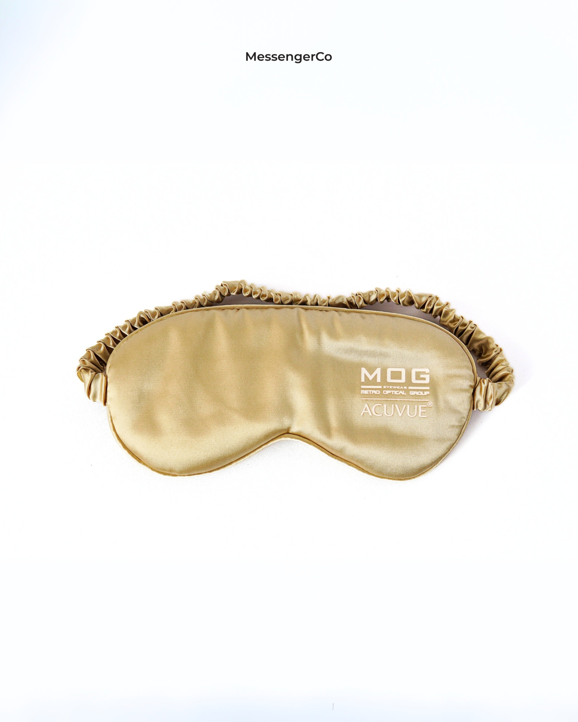 Custom eye mask gift set - mog x acuvue product photo portrait-4