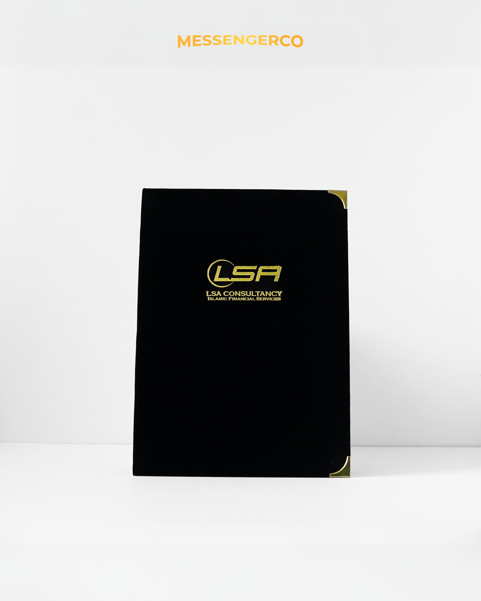 Customised certification case - lsa product photo portrait-2