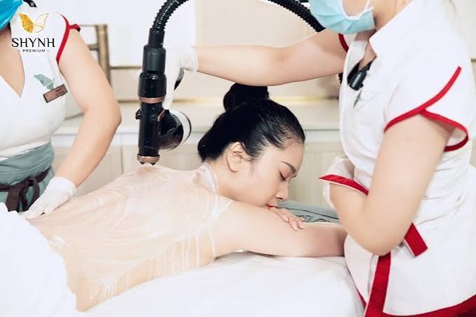  Tắm Trắng Phủ Pha Lê Siêu Vi Điểm
