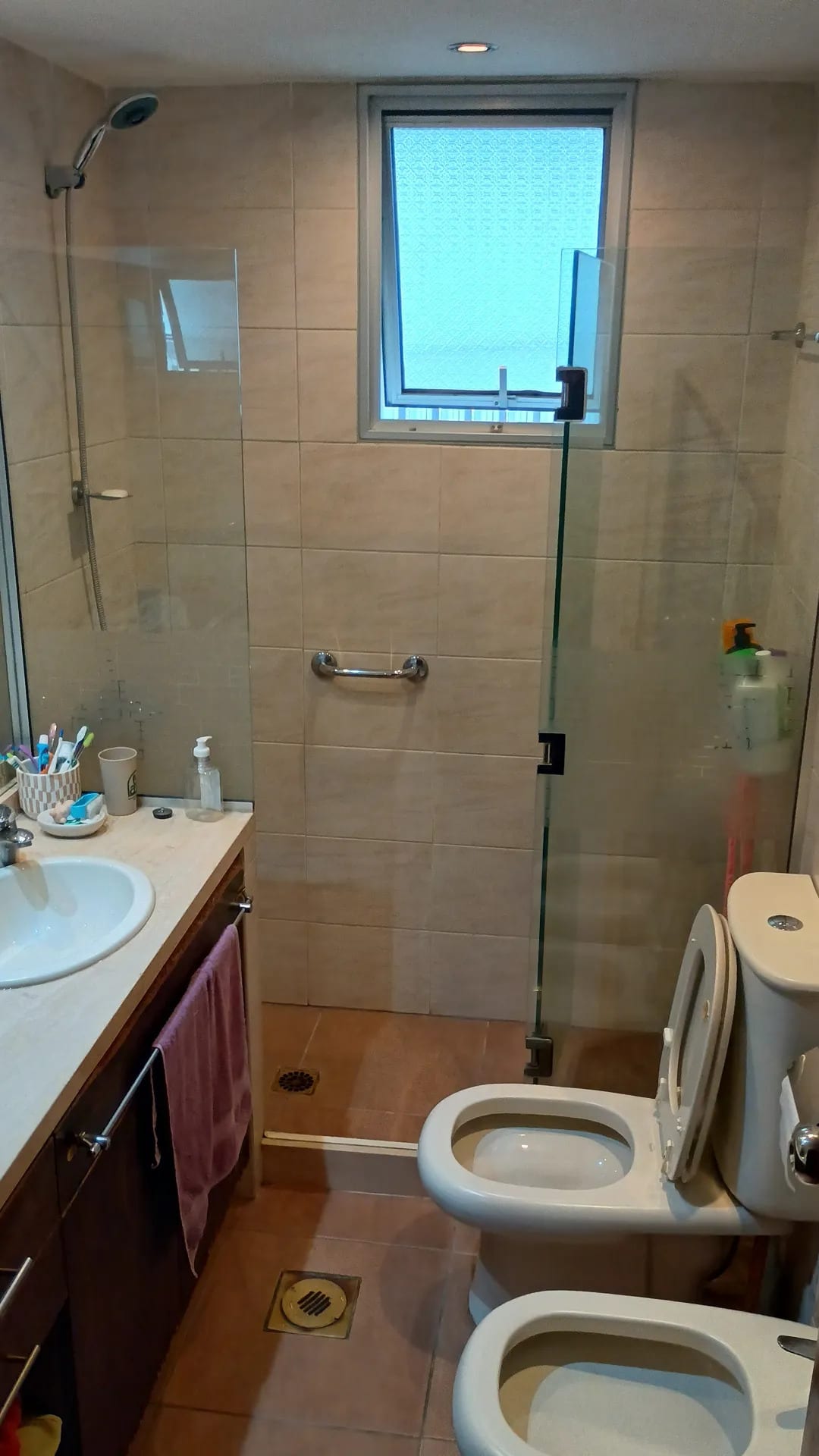 Alquiler apartamento 2 dormitorios y cochera en Aguada