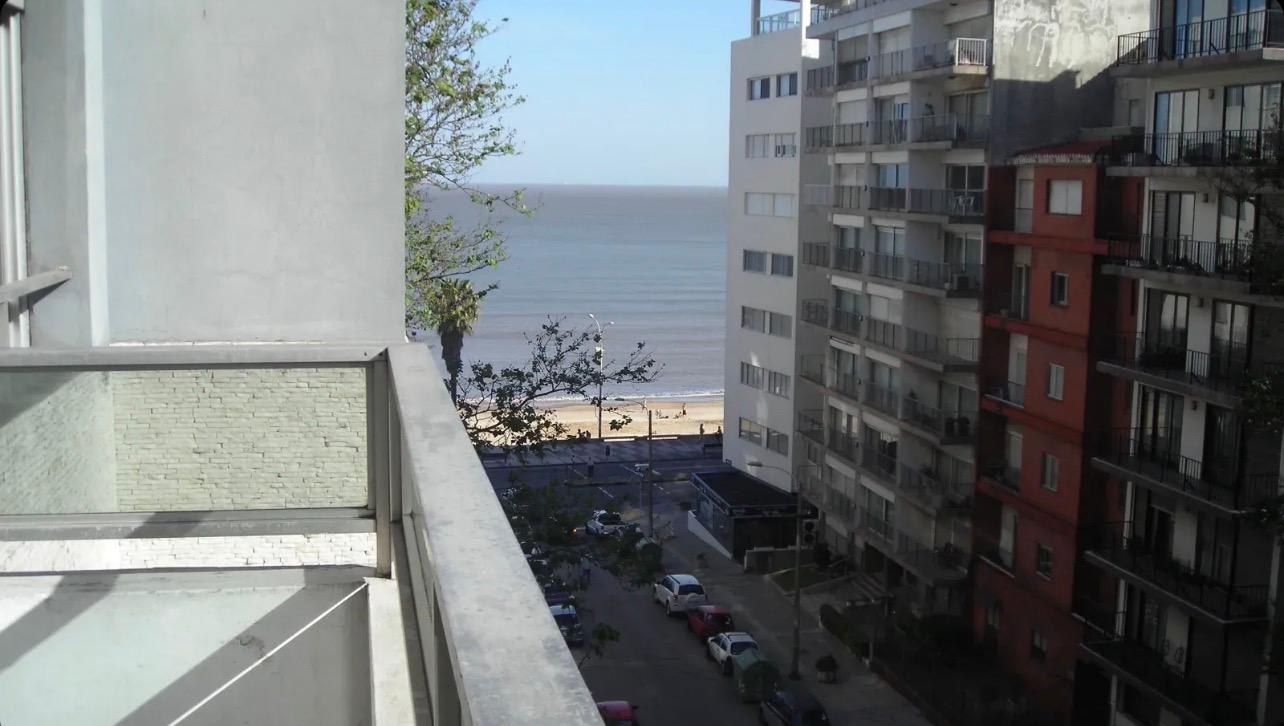 Apartamento en alquiler de 1 dormitorio con vista al mar – Pocitos