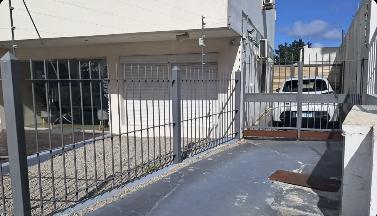 🏡 Apartamento de 1 dormitorio en Malvín – Luminoso, con patio y opción a amplio garage