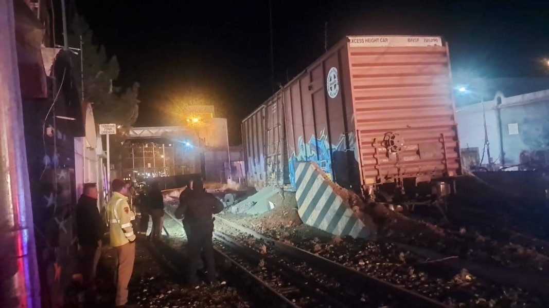Vagón de Ferromex se desplaza sin control y colisiona en Nogales, Sonora