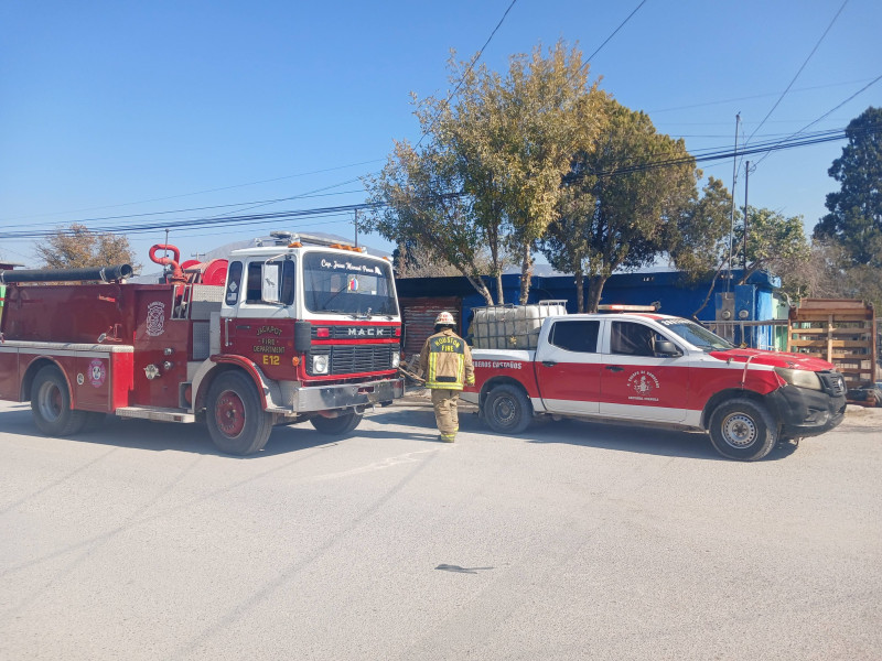 Incendio deja sin hogar a adulto mayor en Castaños