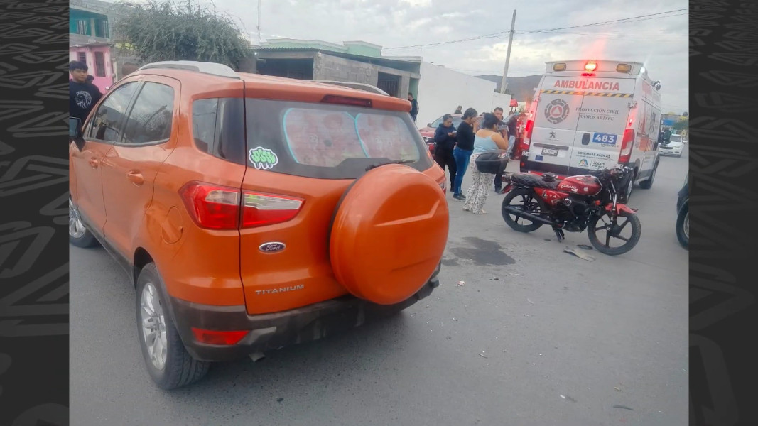 Motociclista resulta lesionado tras ser impactado por camioneta en ...