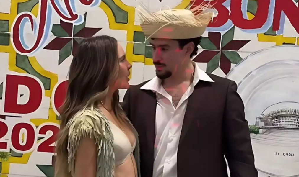 Bad Bunny dedica a Belinda canción con su nombre en pleno concierto