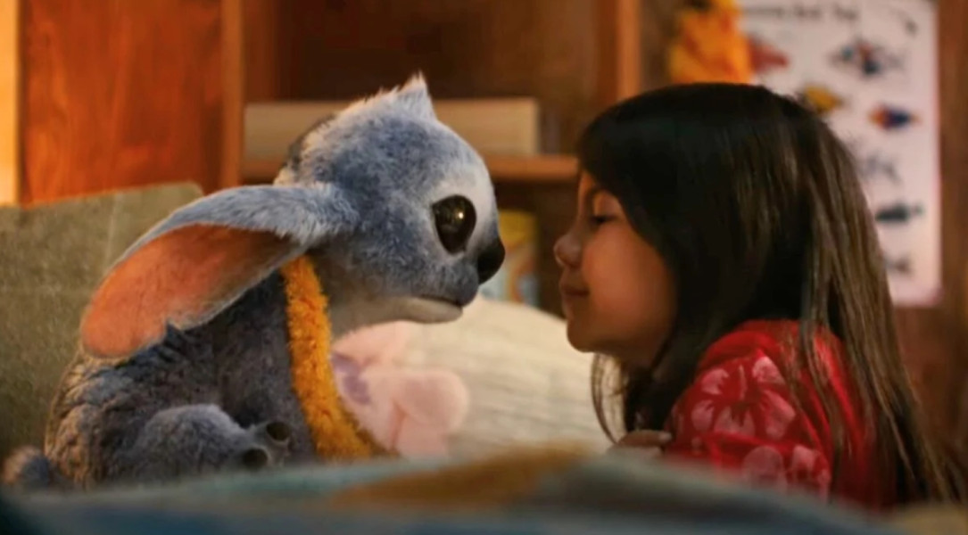 ¿La irás a ver? ‘Lilo y Stitch’ arrasa en su primer fin de semana en la taquilla