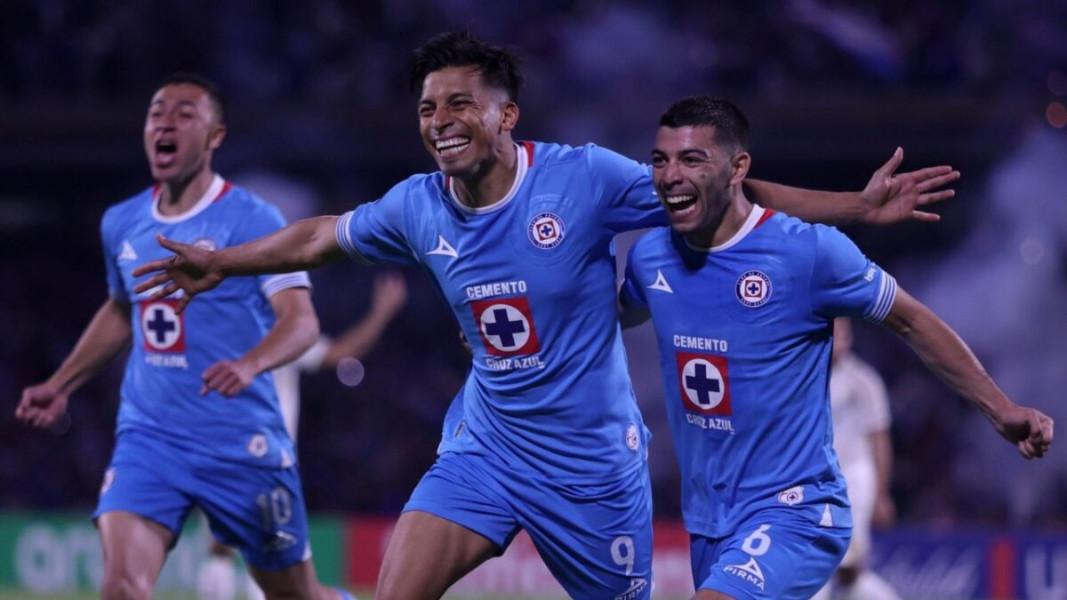 ¡Con polémica! Cruz Azul vence a Tigres y va por el título en la ...