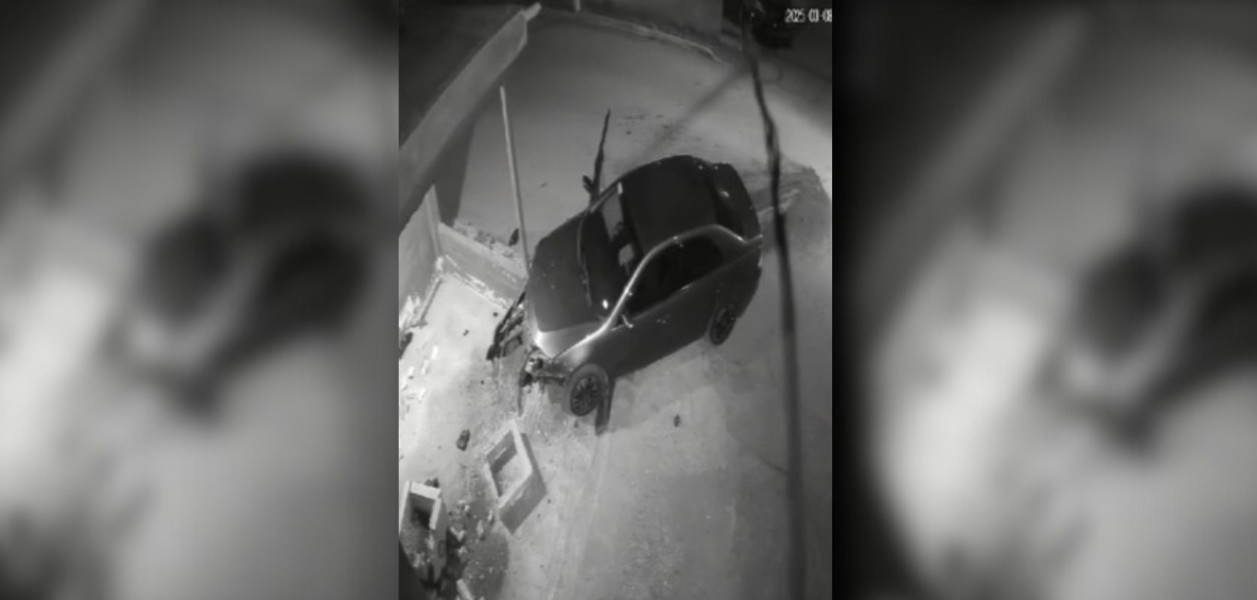 Buscan a conductor que se dio a la fuga tras choque en Monclova