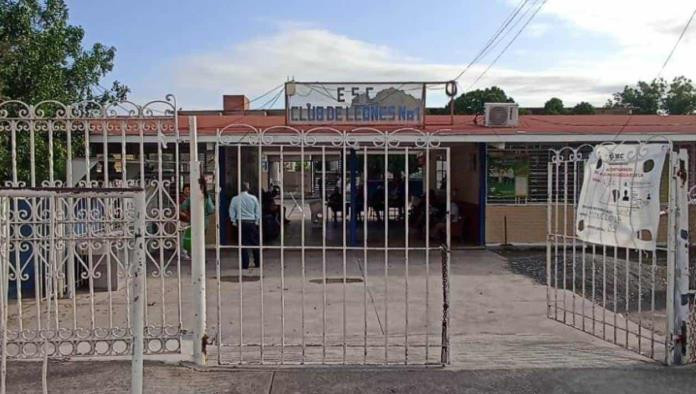 Roban escuela Club de Leones en Monclova antes de instalar casillas electorales
