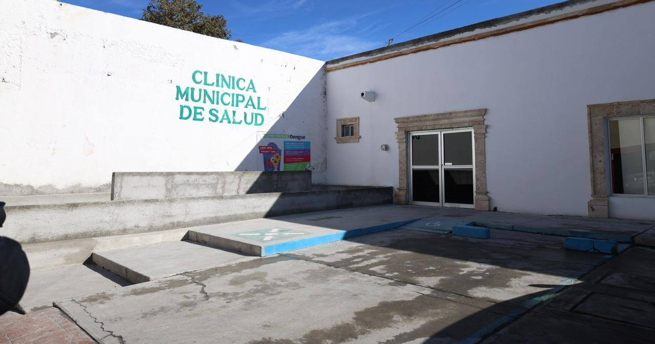   Remodelación de clínica municipal avanza al 70% en Parras de la Fuente