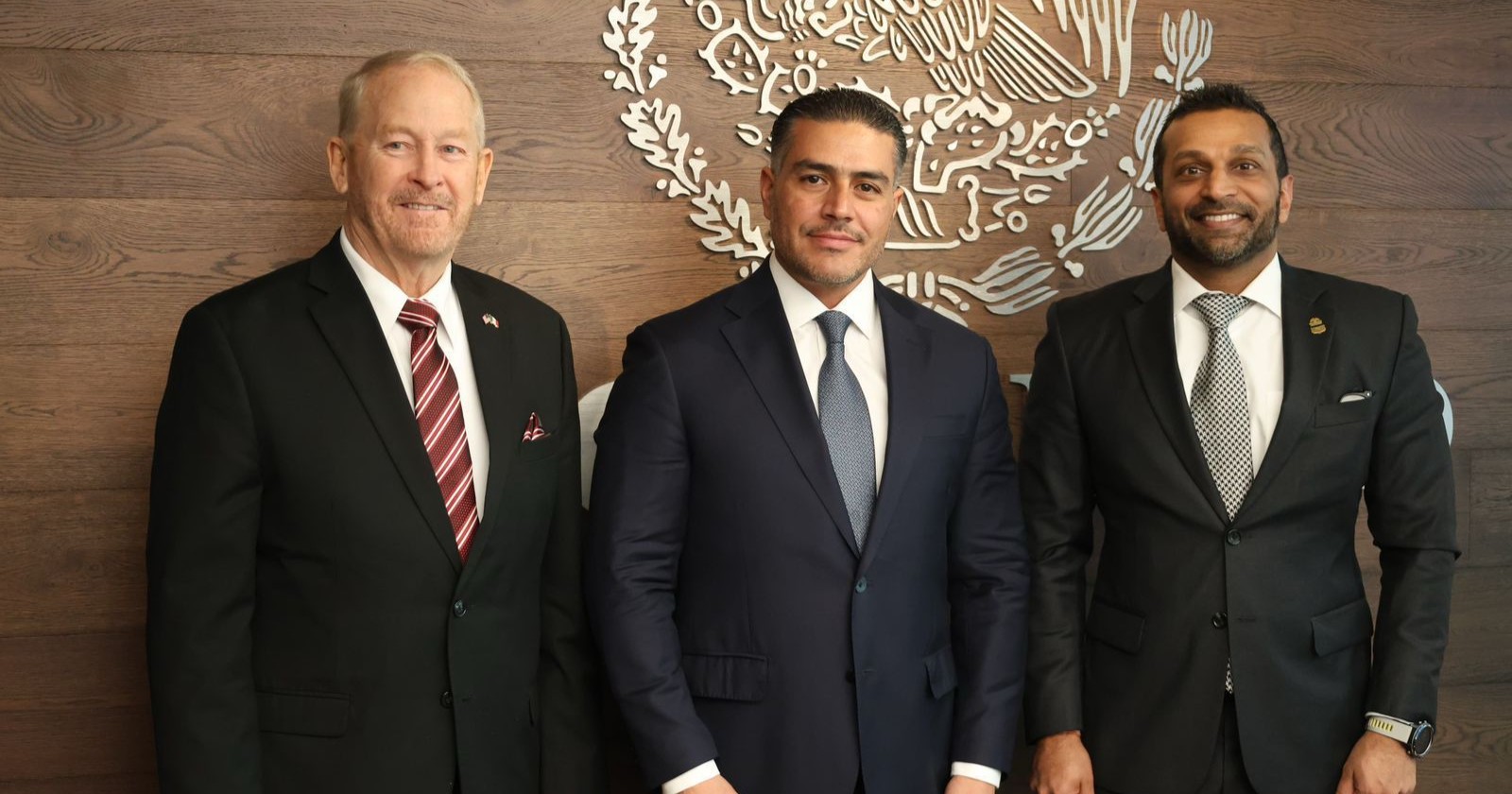 SSPC y FGR sostienen reunión de alto nivel con el director del FBI para fortalecer la coordinación bilateral