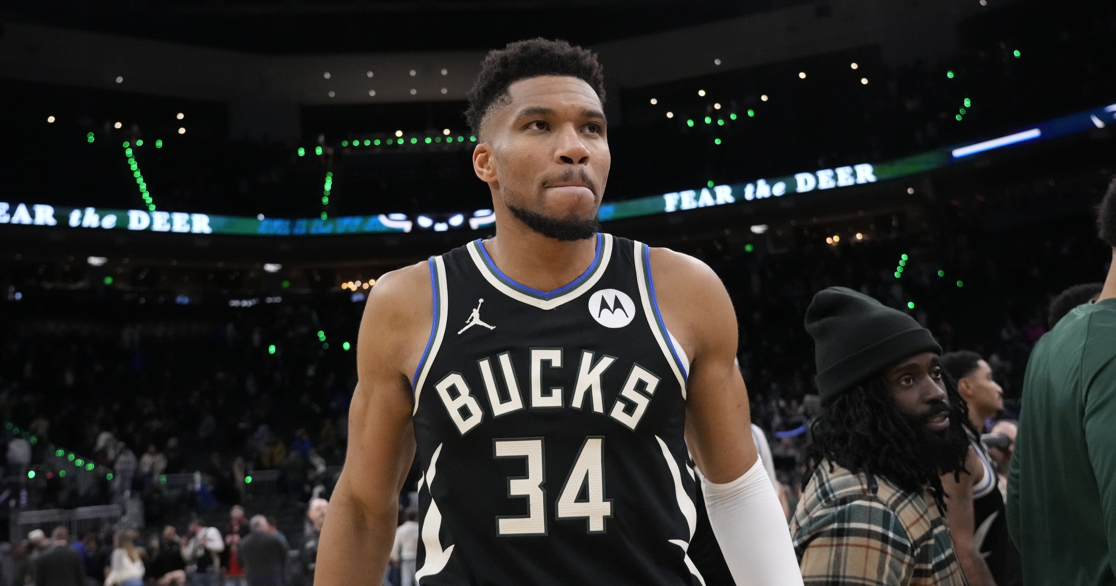 ¡Horas clave!; los Bucks responden a las ofertas por Giannis Antetokounmpo