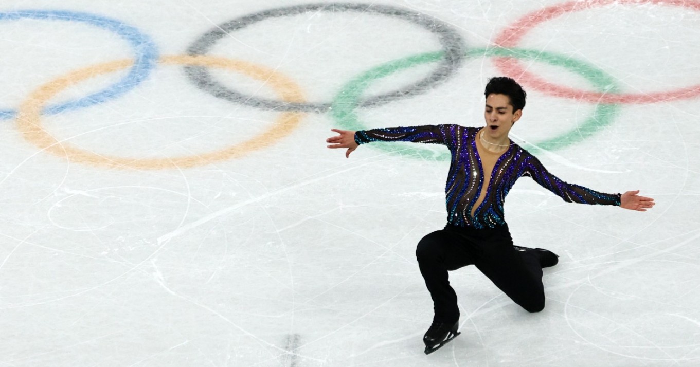 ¡Orgullo mexicano!; Donovan Carrillo se clasifica a la final de patinaje artístico 