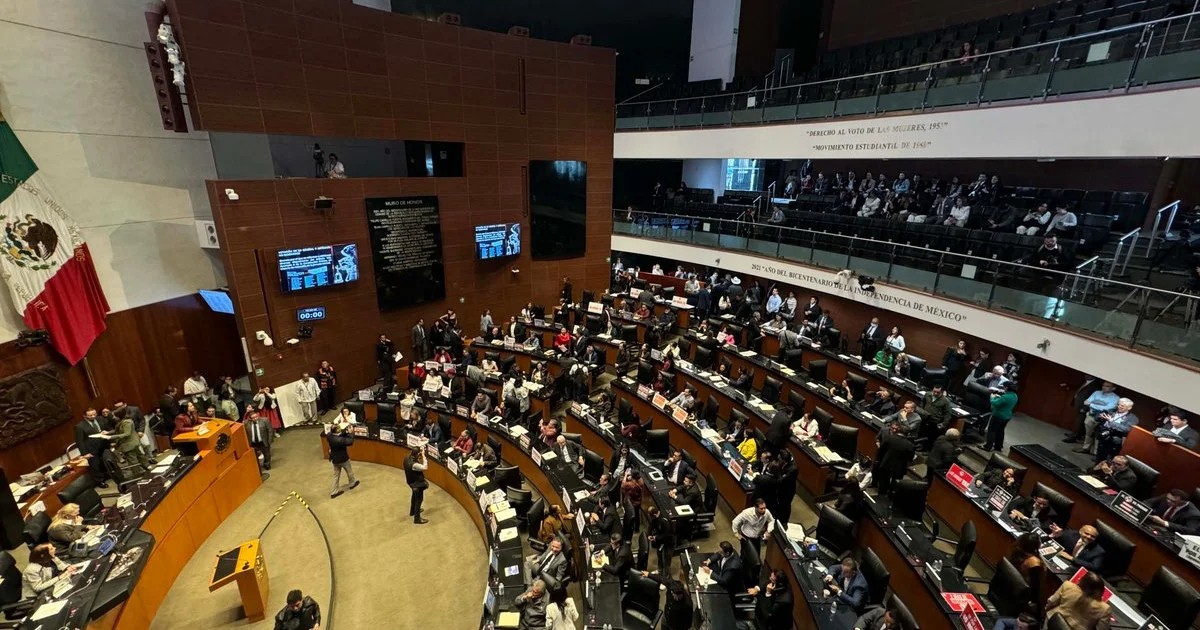 Senado avala jornada laboral de 40 horas semanales