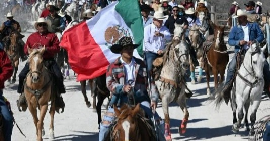 Navenses llevan a cabo celebración del 225 aniversario de su ciudad
