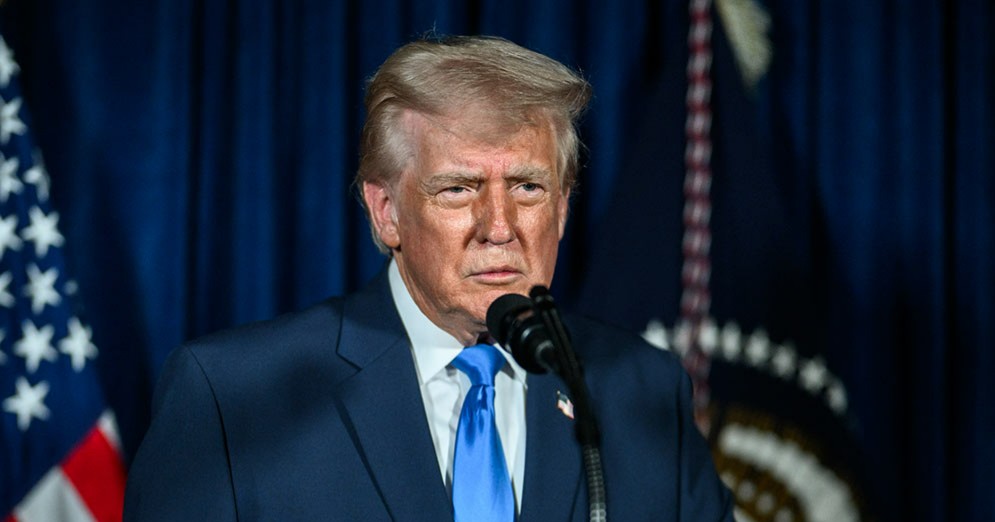 Trump activa arancel global del 15% tras freno de la Corte Suprema