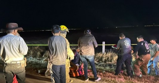 Investigan como posible homicidio fatal volcadura en la carretera Ribereña 2 en Piedras Negras