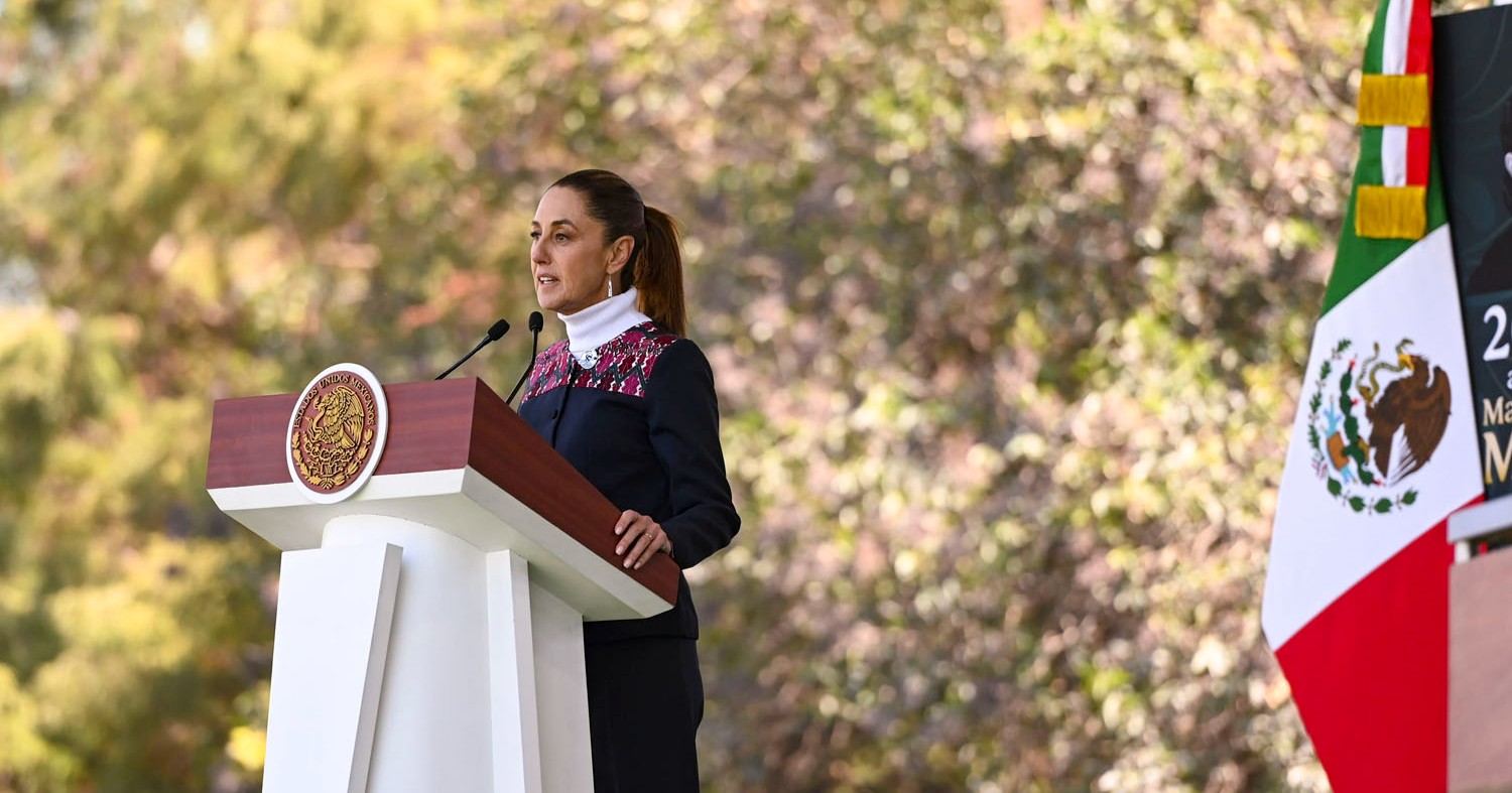  “México es dignidad, valentía y grandeza”: Presidenta Sheinbaum en ceremonia por el Día de la Bandera