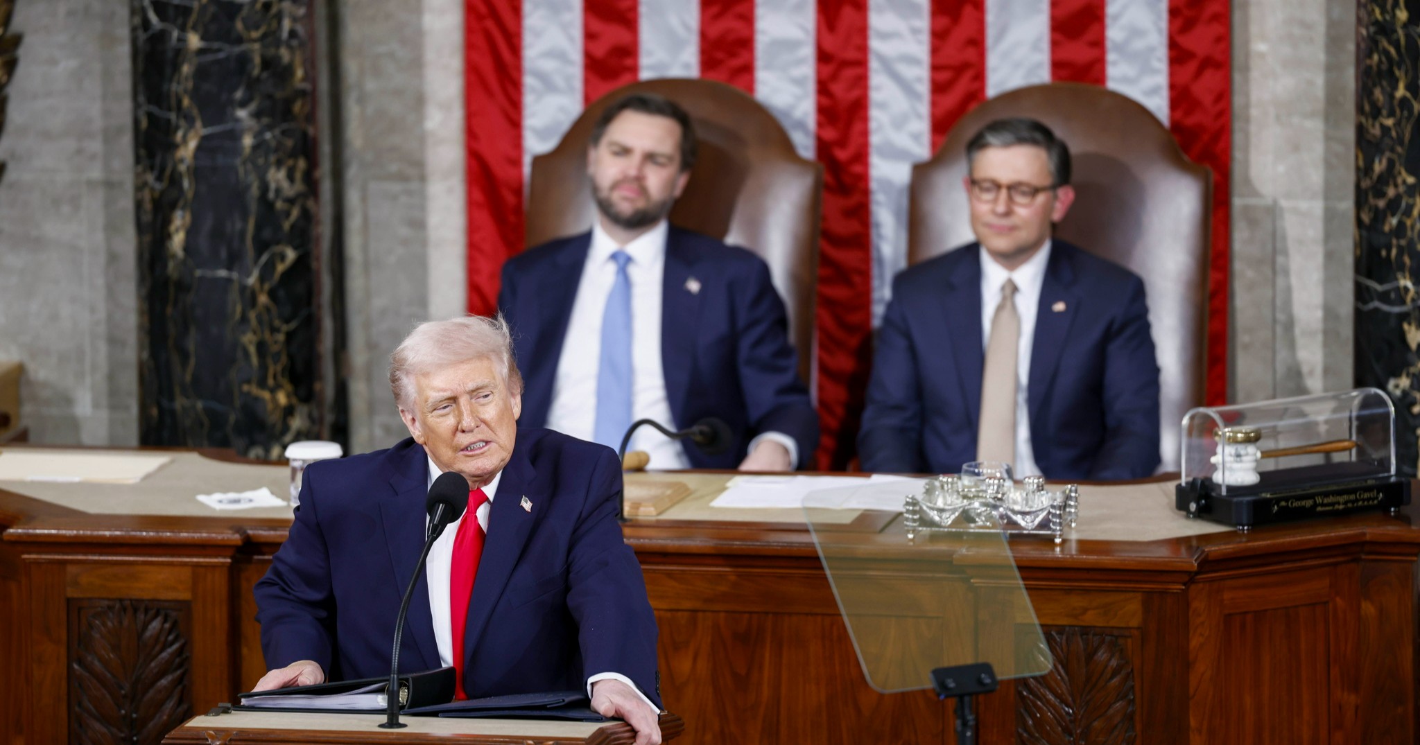 Trump defiende política migratoria y arancelaria en el discurso del estado de la Unión