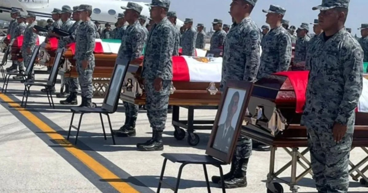 Entregan cuerpos de elementos de la Guardia Nacional caídos en operativo contra "El Mencho"