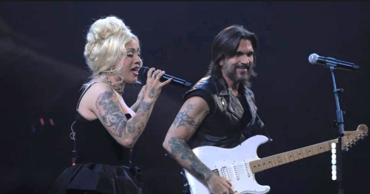 Mon Laferte sorprende al subir al escenario con Juanes en Viña del Mar