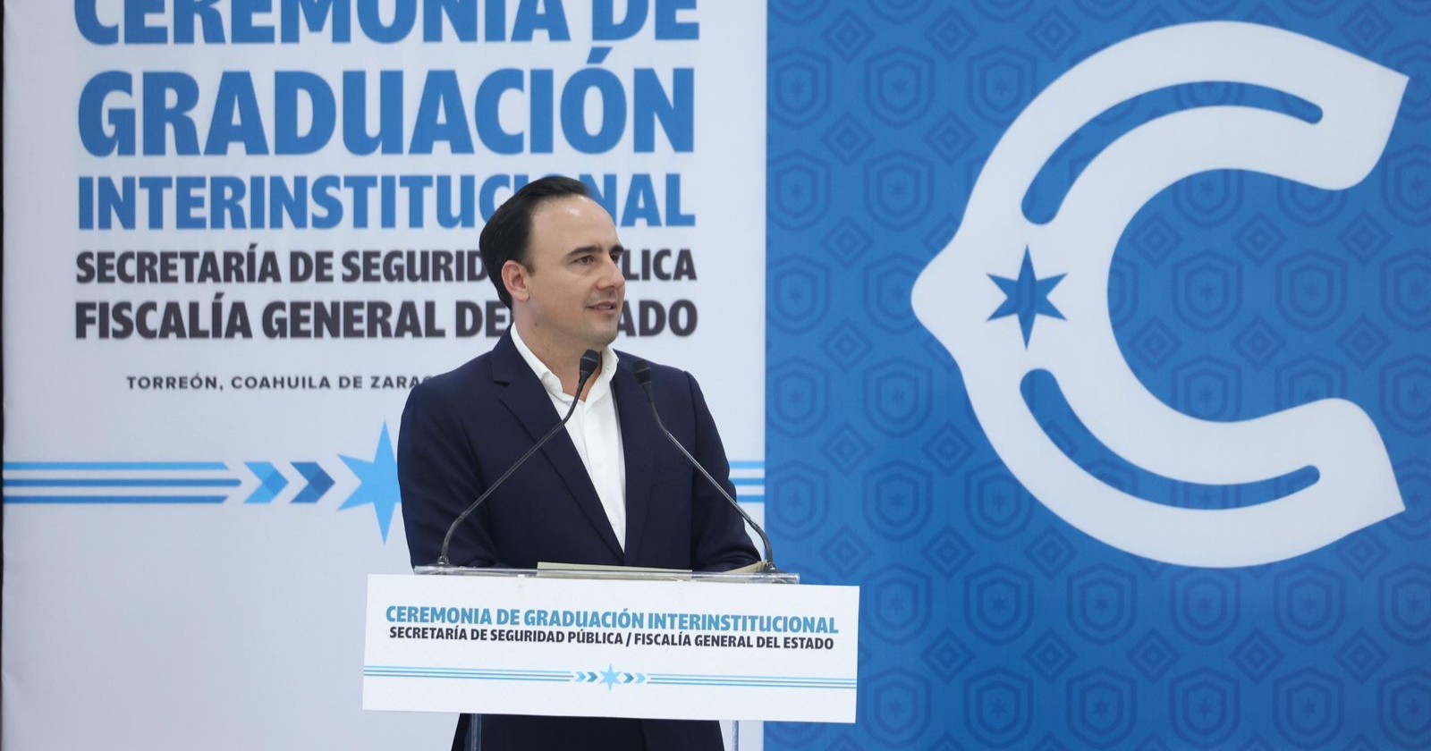 Da bienvenida gobernador a 384 nuevos elementos de la policía y fiscalía del estado