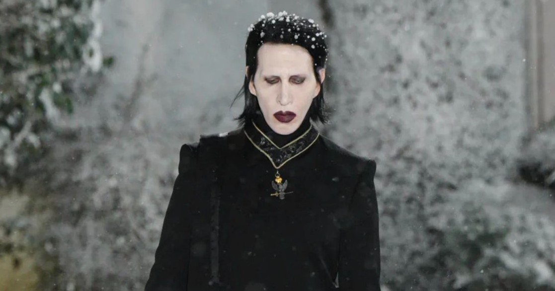 Marilyn Manson abre desfile en Paris Fashion Week y desata polémica