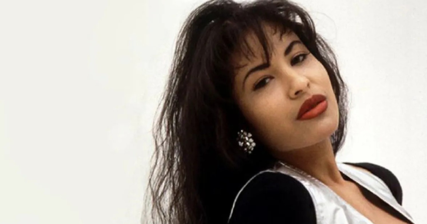 Familia de Selena Quintanilla demanda a Shein por usar su imagen sin permiso