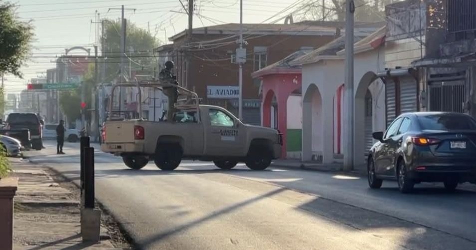 Catean locales en Central de Autobuses de Piedras Negras por presunta venta de droga
