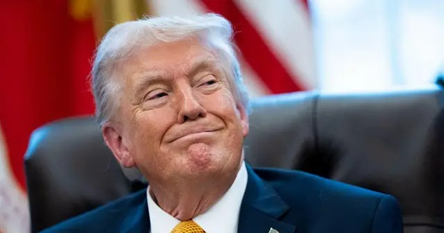 Donald Trump declara que sería un honor tomar la isla de Cuba