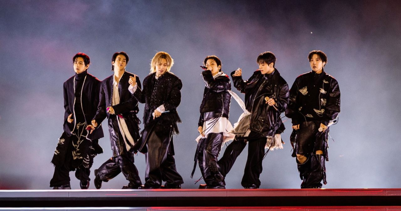 BTS regresa a los escenarios y desata furor mundial con su comeback
