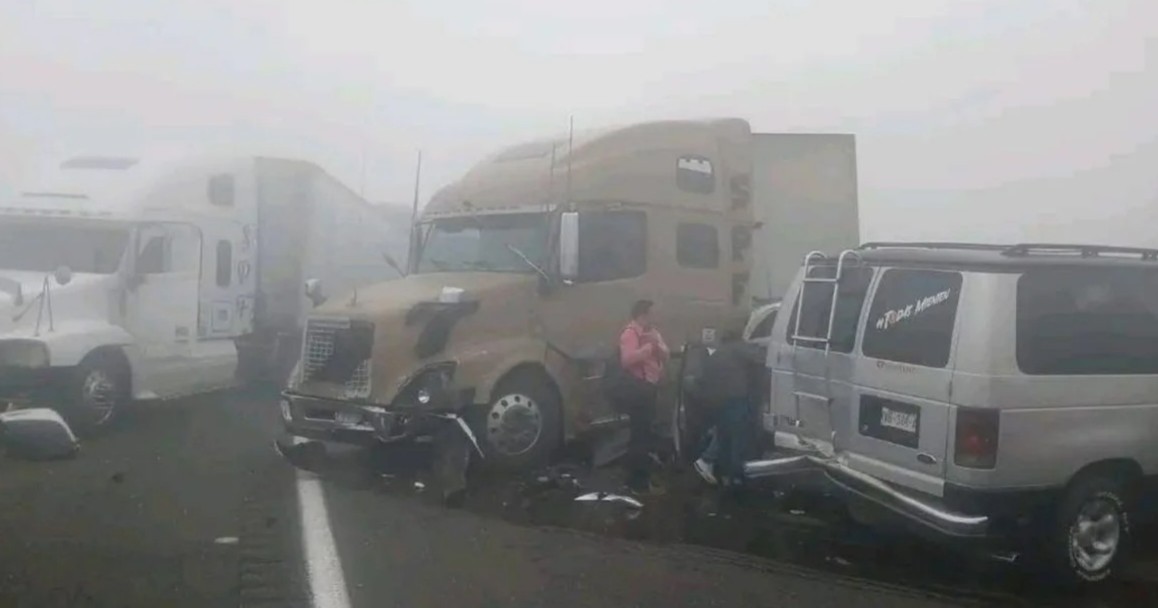 Carambola múltiple en autopista de Veracruz cobra la vida de una persona