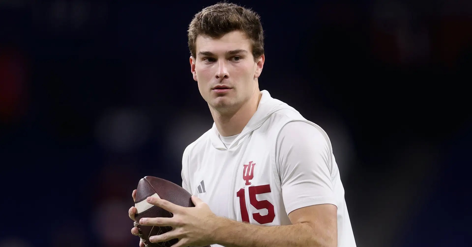 Fernando Mendoza, prospecto número 1 de la NFL, no asistirá al Draft 2026 