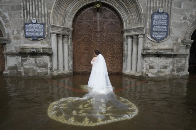 Wedding in the Flood