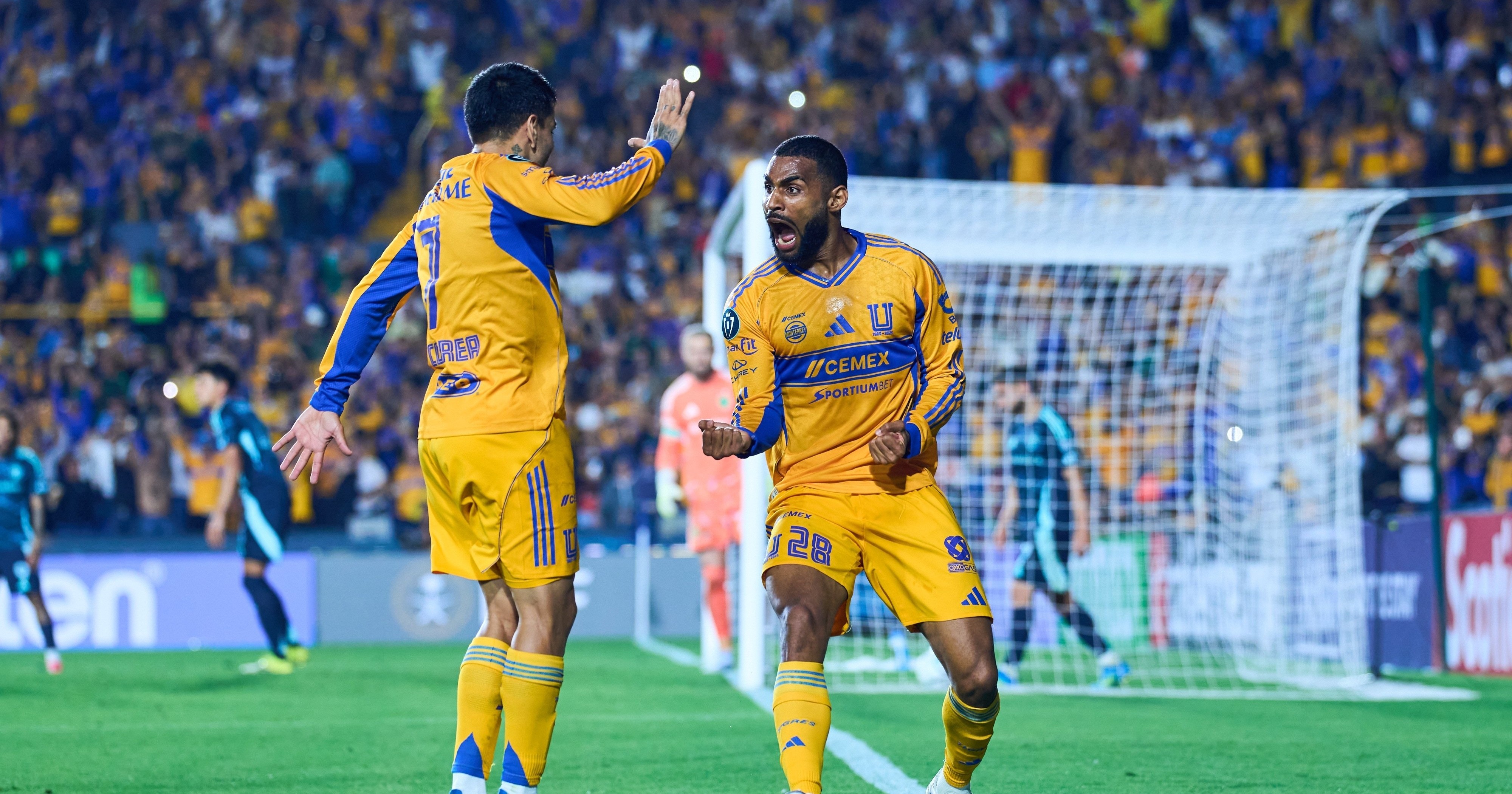 Tigres se impone 2-0 frente al Seattle Sounders en el Estadio Universitario