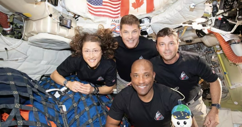 ¿A qué hora llega Artemis 2 a la Tierra? Así será el aterrizaje de los astronautas