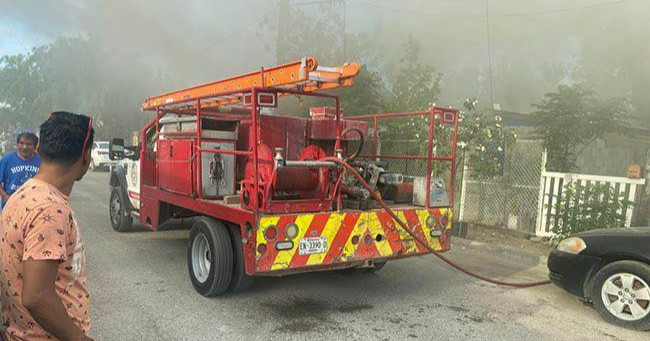 Flamazo de bóiler ocasiona incendio en la colonia Lázaro Cárdenas de PN