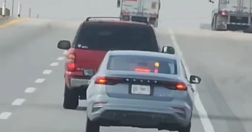 Captan asalto en la carretera Monterrey-Laredo
