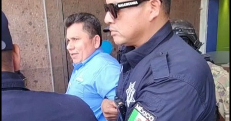 Sacan a la fuerza a gerente de SIMAS en Piedras Negras tras atrincherarse 48 horas