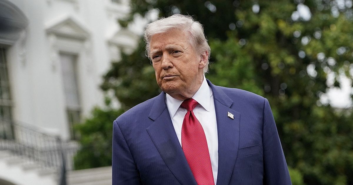 Trump califica de "totalmente inaceptable" la respuesta de Irán a propuesta de paz